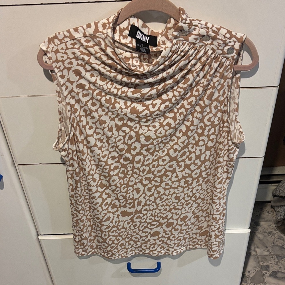 DKNY Women's Beige Animal Print Blouse